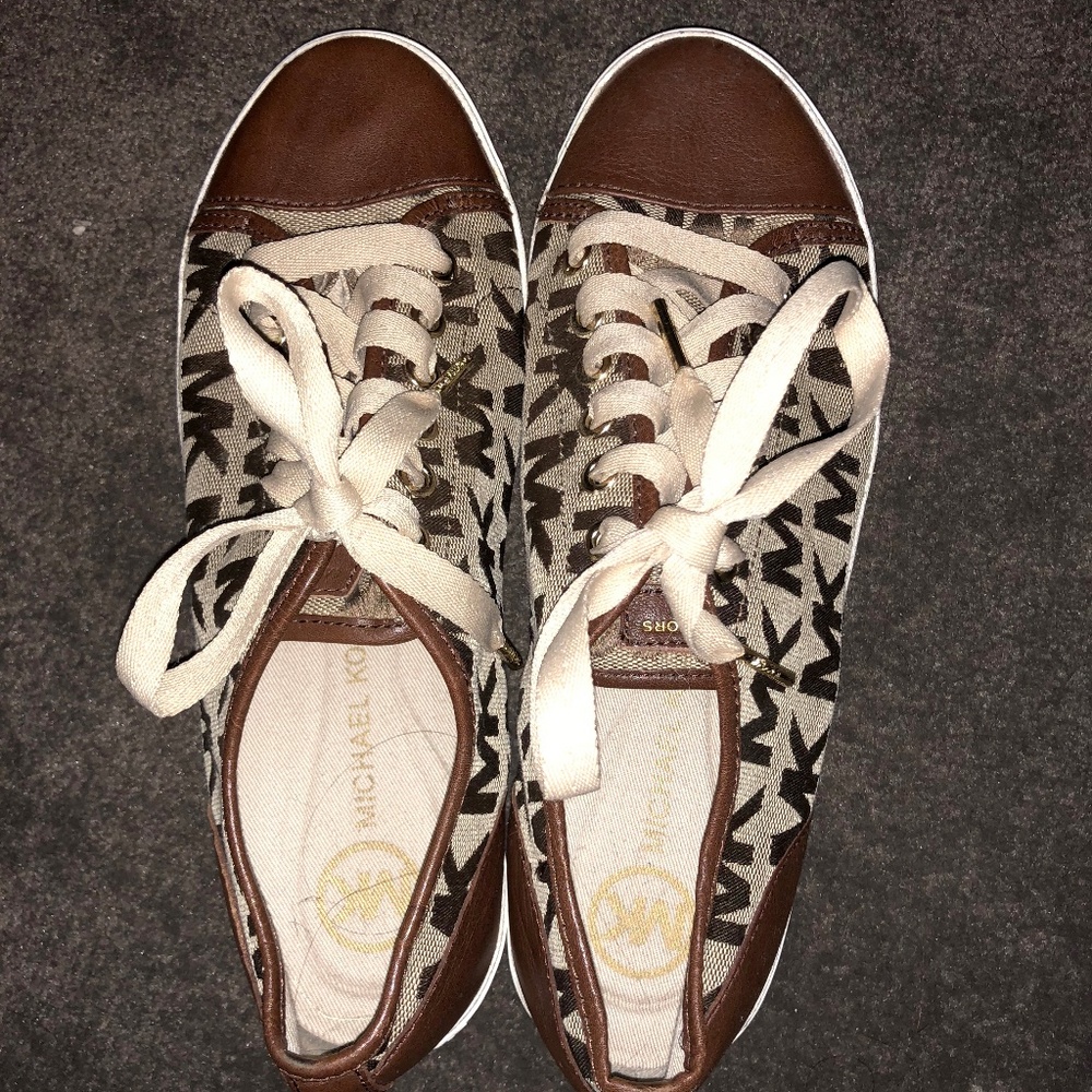 🆕🆕 Michael Kors Sneakers